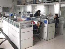 國偉(wei)塑(su)料銷(xiao)售科實(shi)拍