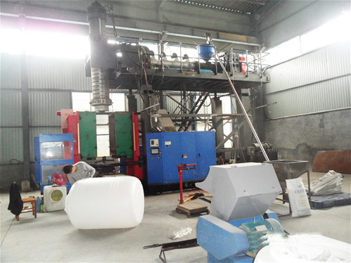 國偉塑料廠區(qū)實(shi)景(jing)一